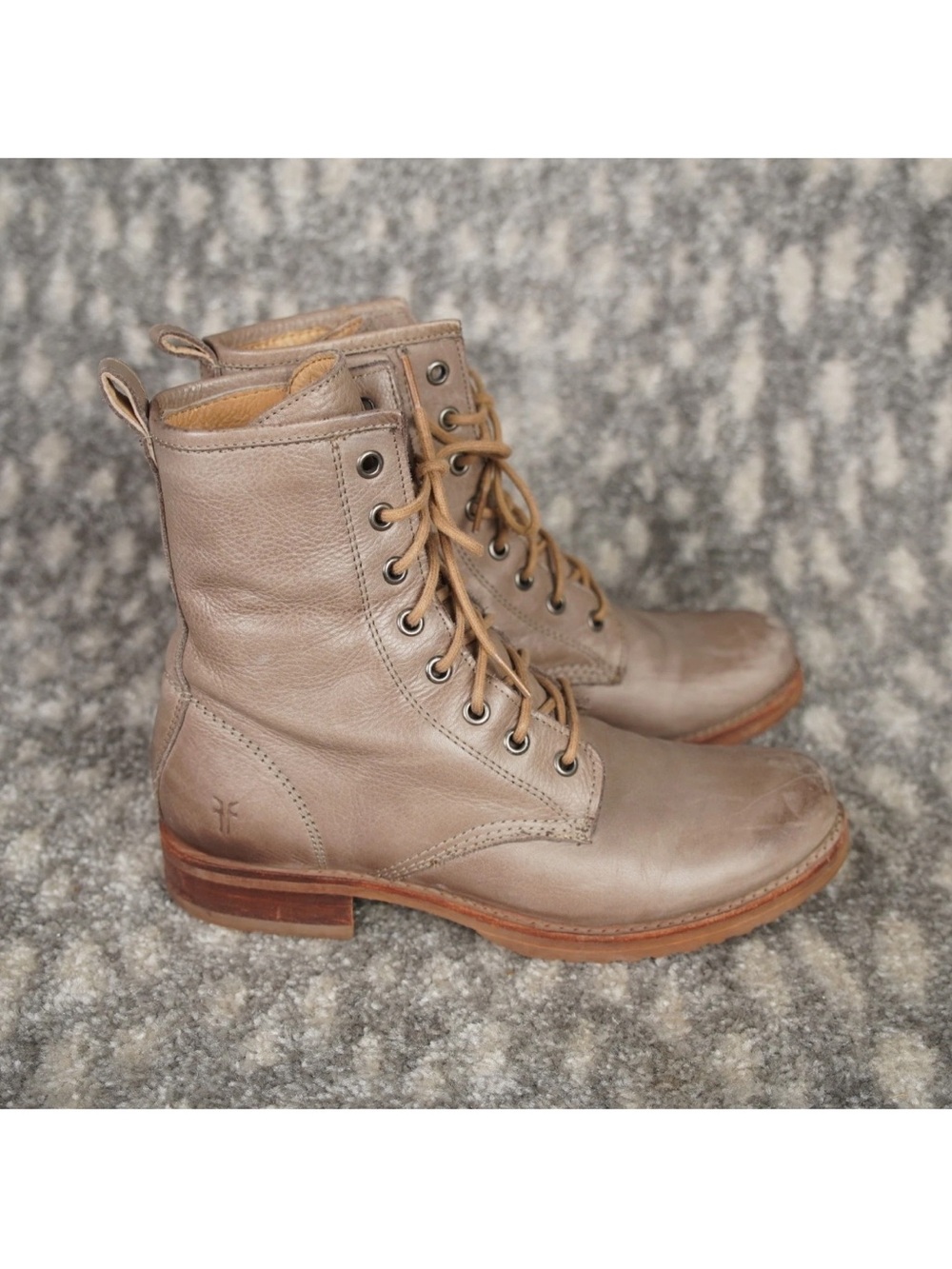Frye Veronica Flex Combat Boots Womens Size 7.5 B Gray Beige Leather Mexico Made - Picture 3 of 15